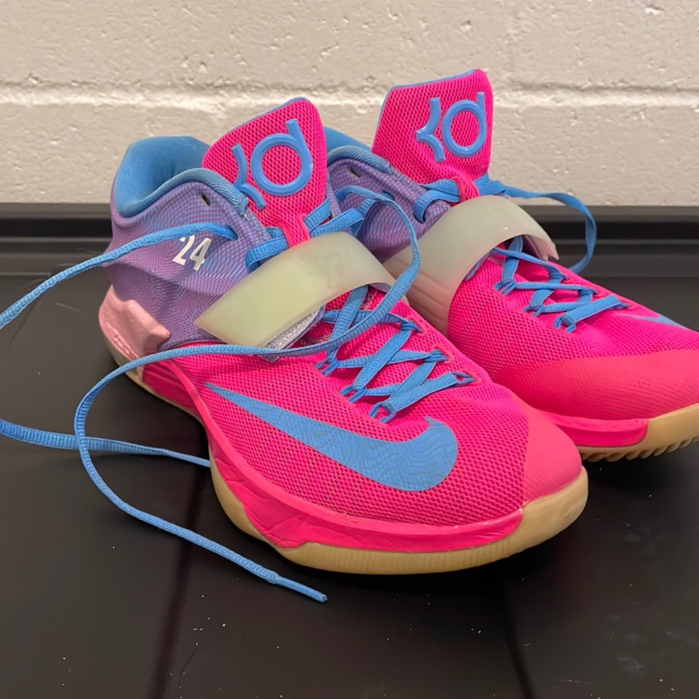 Custome KD sneakers
